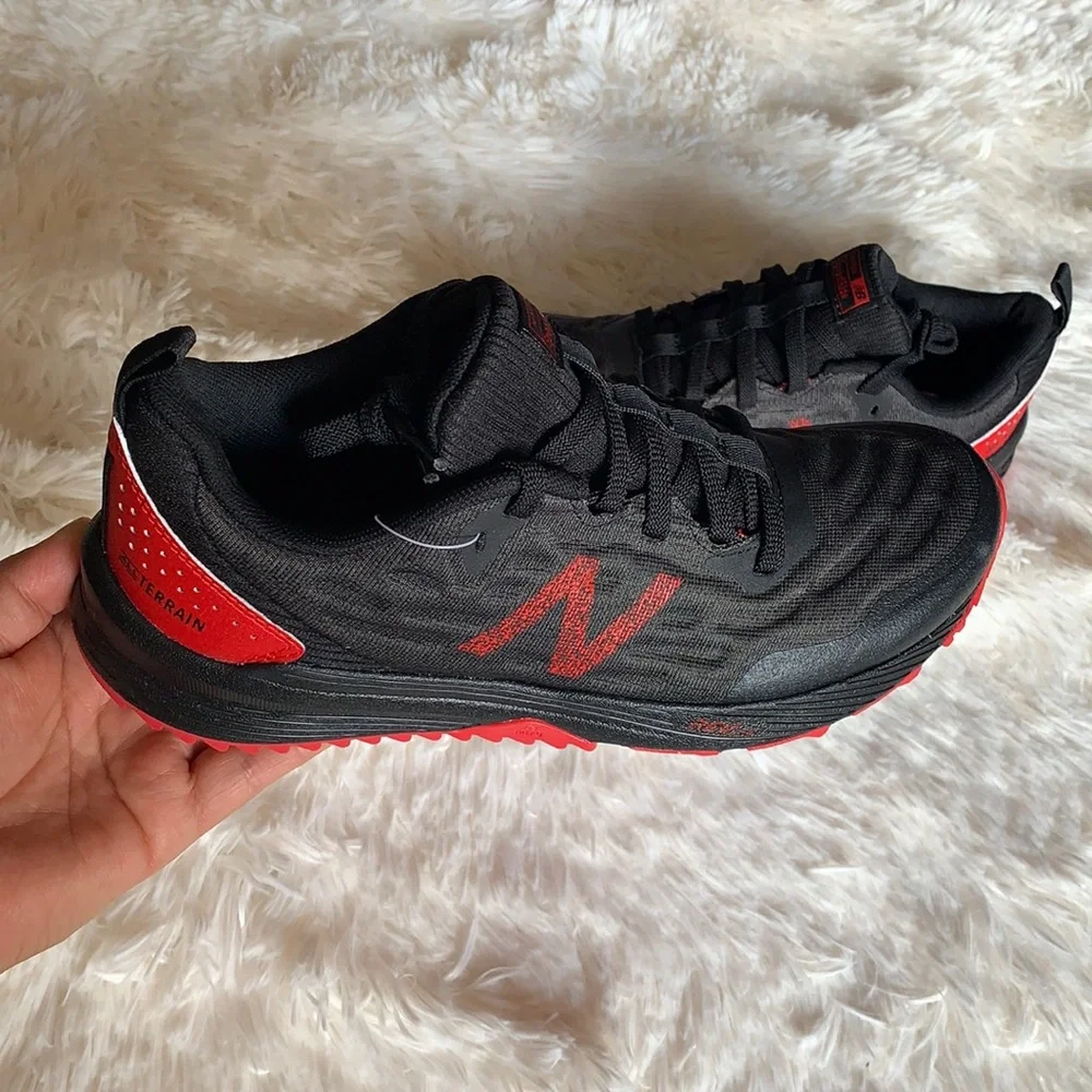 New balance big boys‎ Speedride Nítrel sneakers, size 4